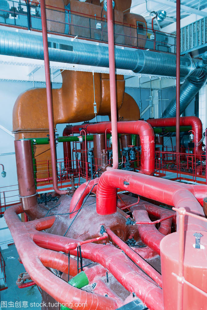 电厂设备与管道的协同 能源生产的血脉与骨骼
